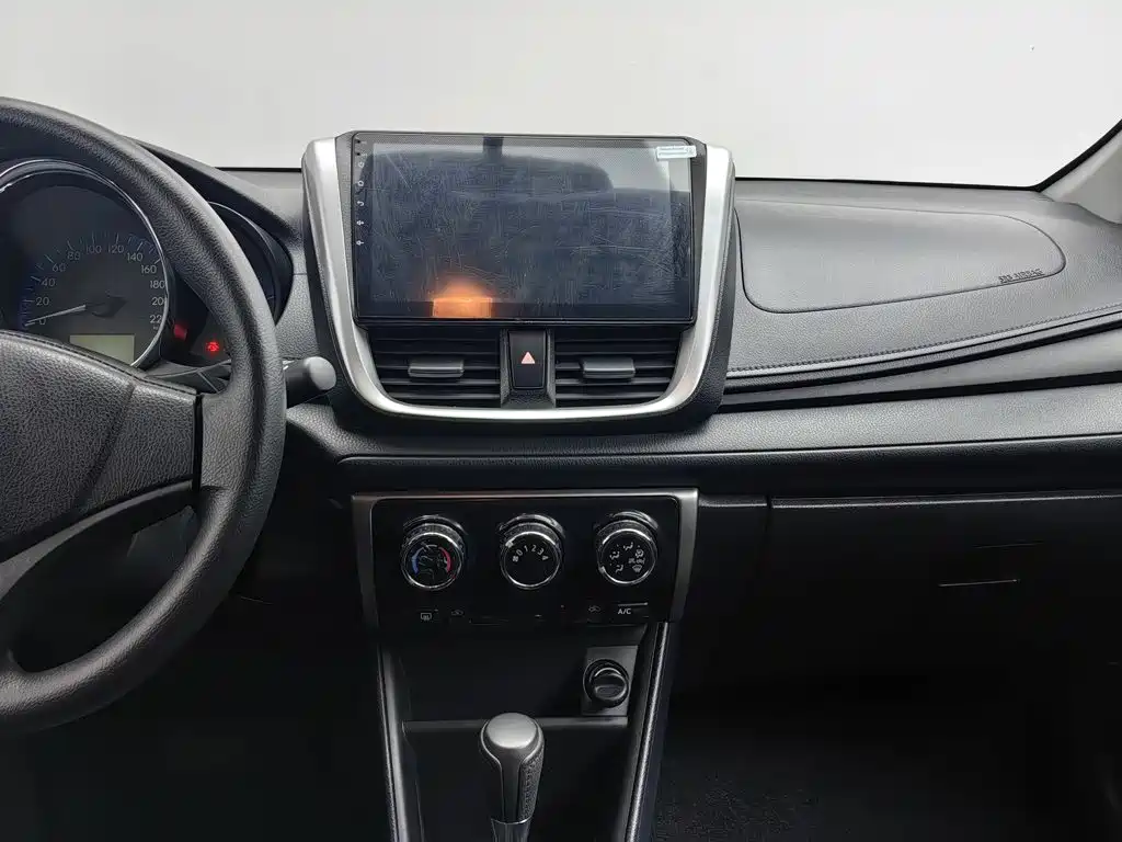 Toyota Vios — миниатюра 12