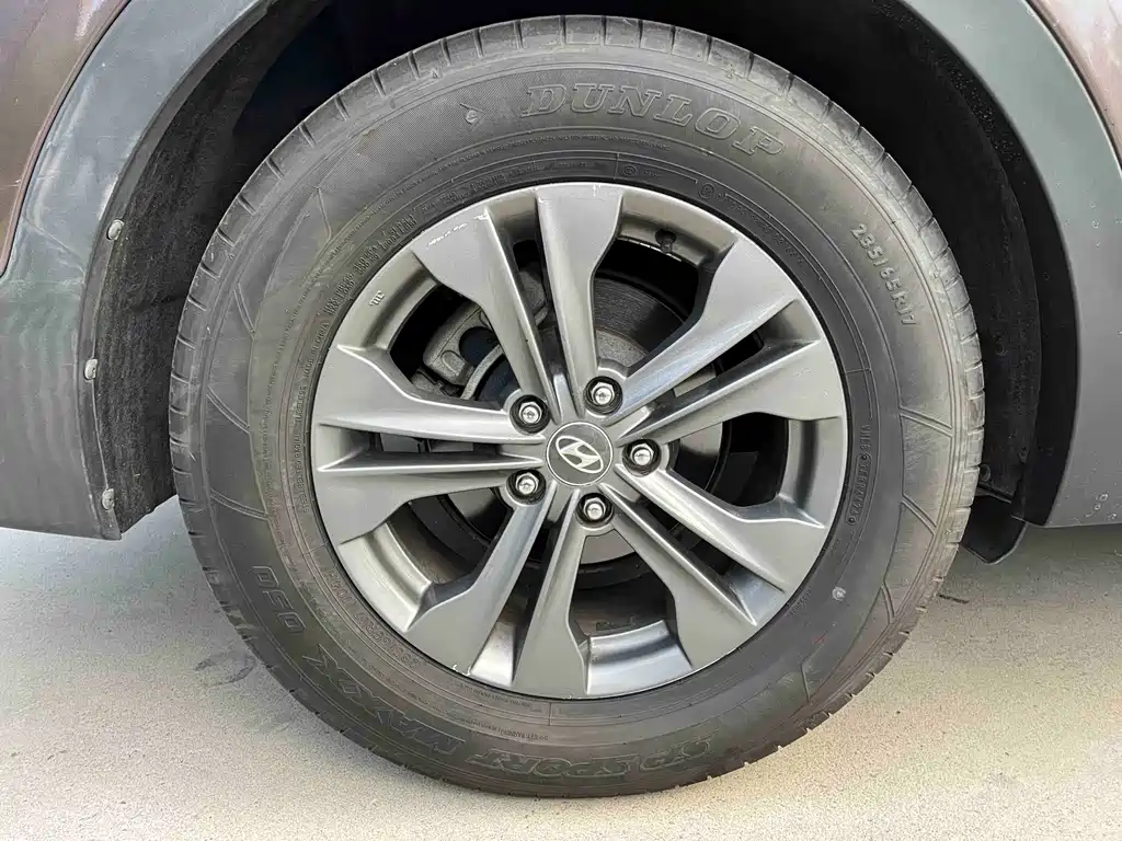 Hyundai Santa Fe — миниатюра 13