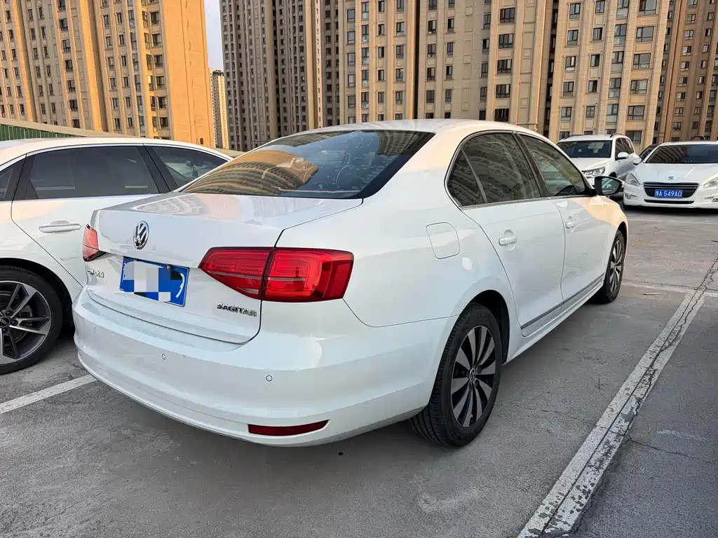 Volkswagen Sagitar — миниатюра 7