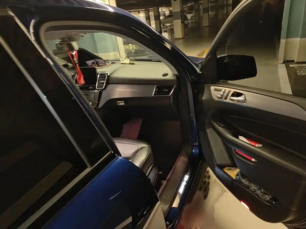 Mercedes-Benz GLE AMG — миниатюра 18