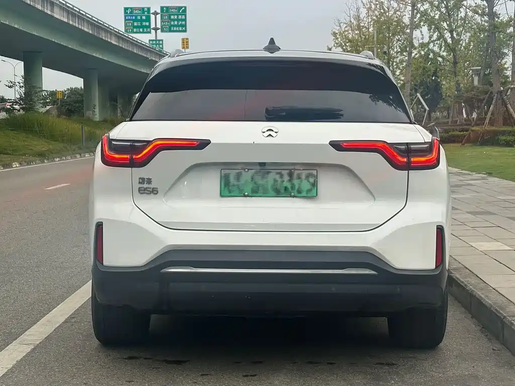 NIO ES6 — миниатюра 6