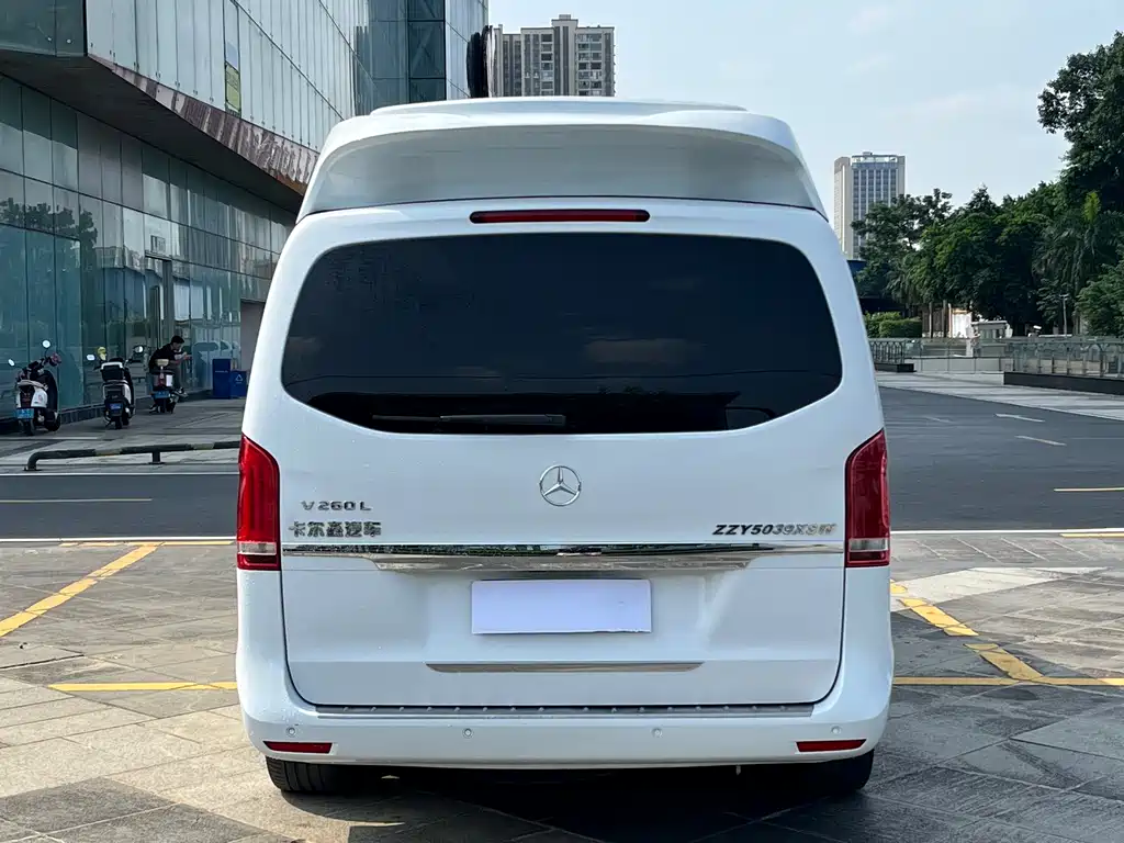 Mercedes-Benz V-Class — миниатюра 5