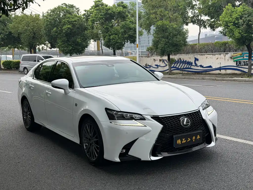 Lexus GS — миниатюра 3