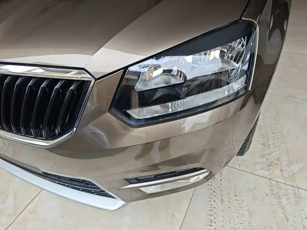Skoda Yeti — миниатюра 24