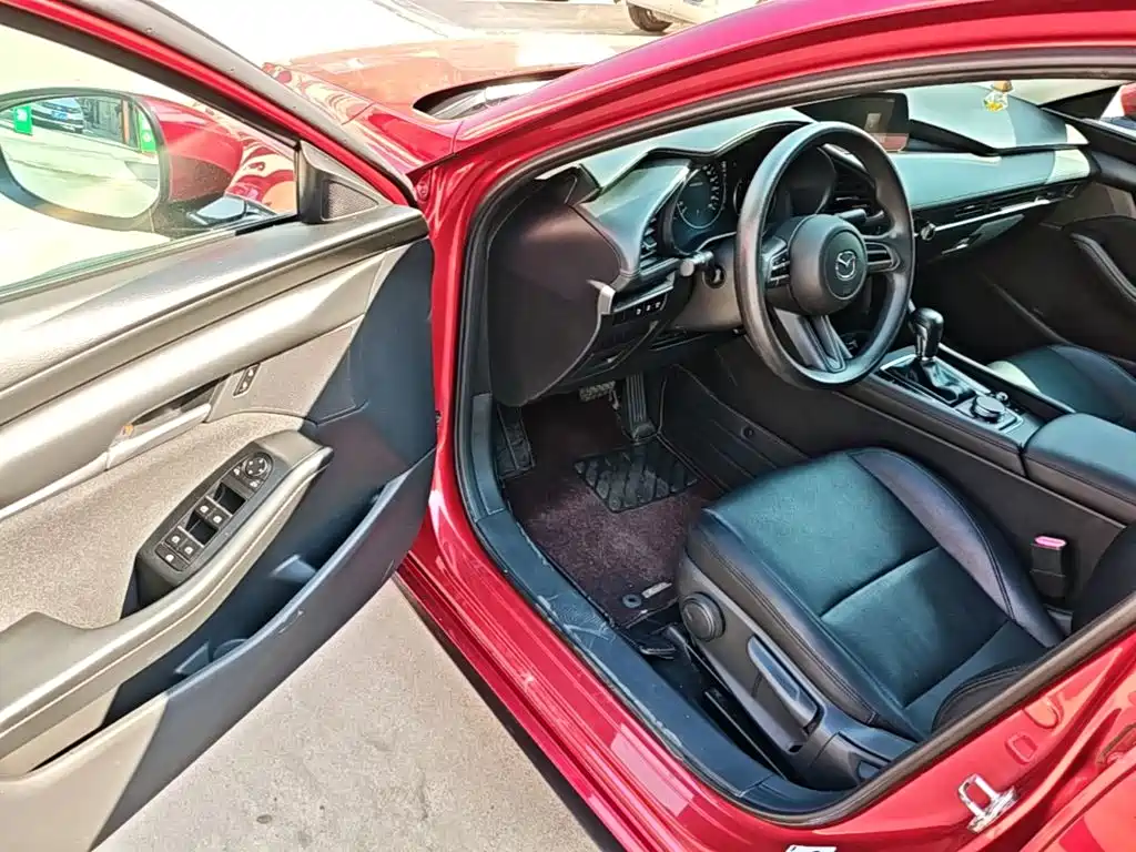 Mazda 3 Axela — миниатюра 16