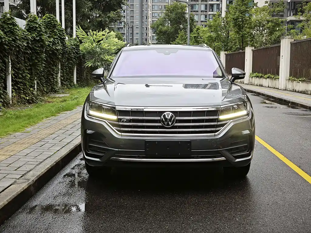 Volkswagen Touareg — миниатюра 2