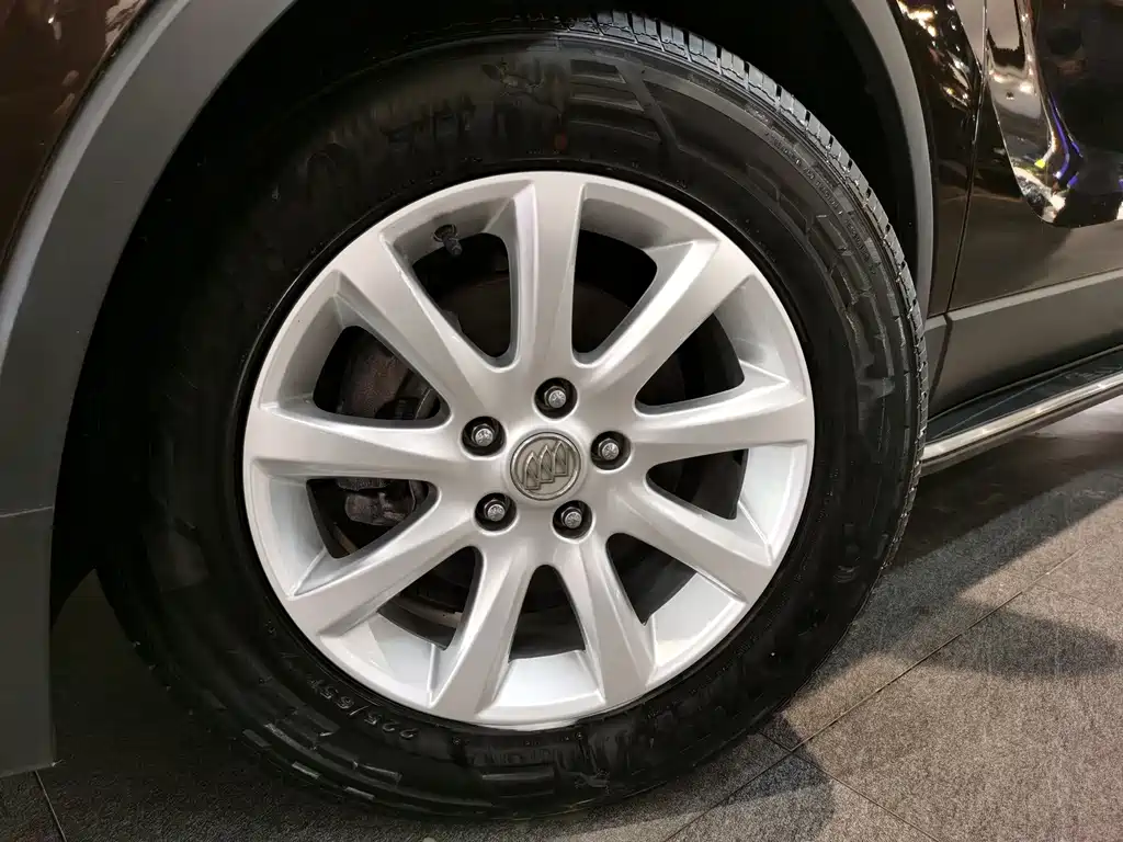 Buick Envision Plus — миниатюра 15