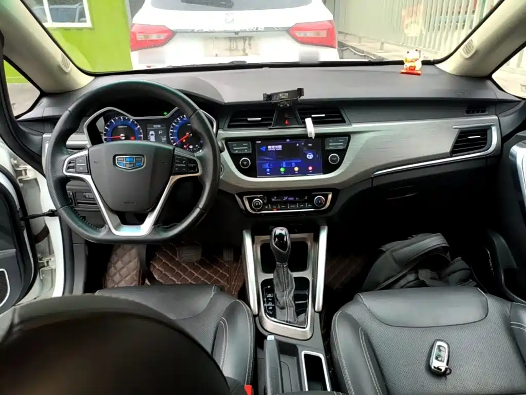 Geely Vision X3 — миниатюра 10