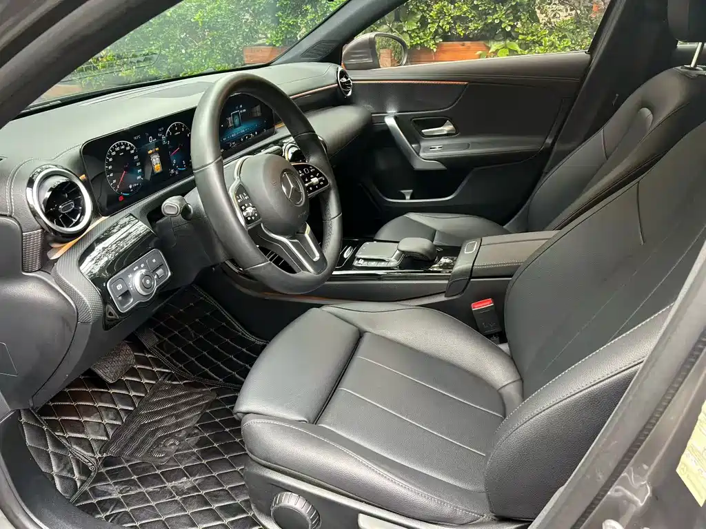 MERCEDES-BENZ A CLASS