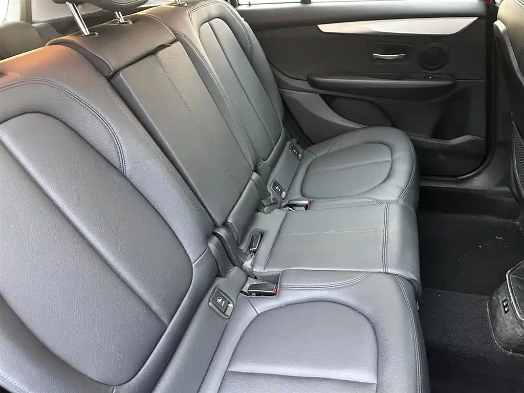 BMW 2 Series Gran Tourer — миниатюра 10