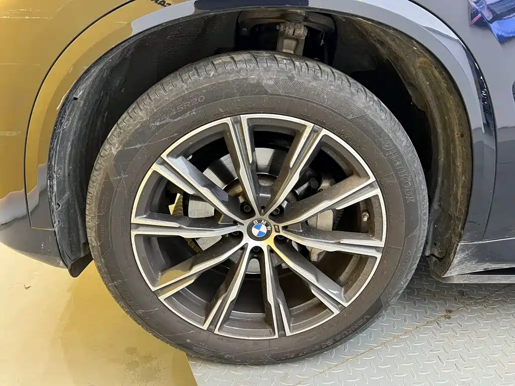 BMW X5 — миниатюра 10