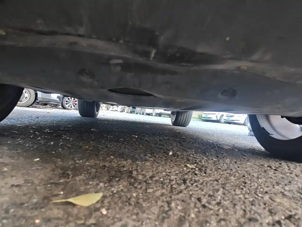 BYD Tang New Energy — миниатюра 23