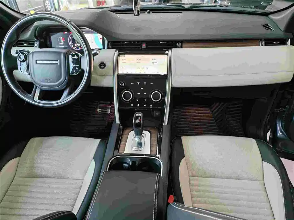 LAND ROVER DISCOVER SPORTS