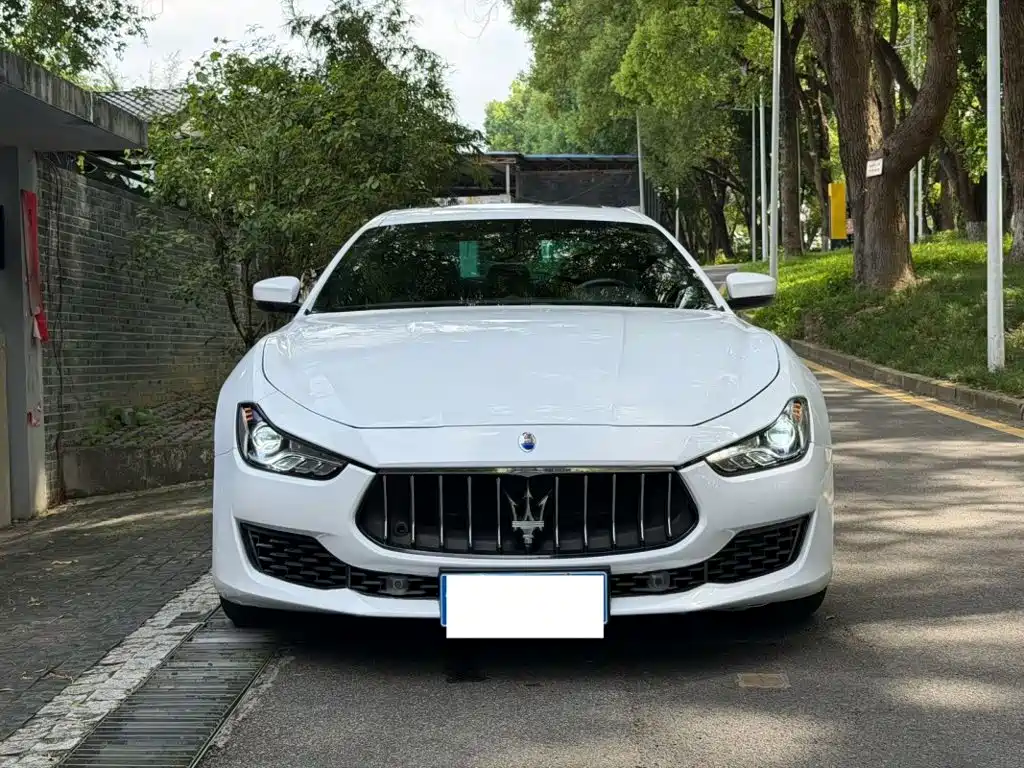 Maserati Ghibli — миниатюра 3