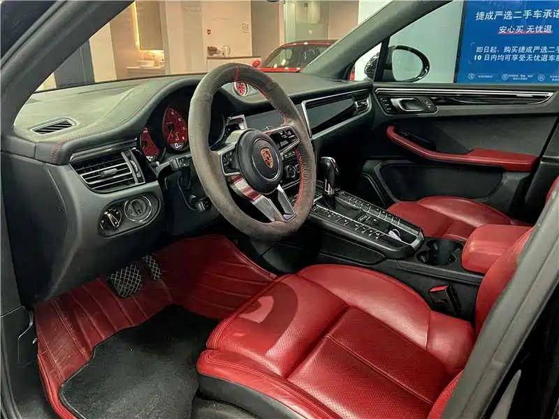 Porsche Macan — миниатюра 6