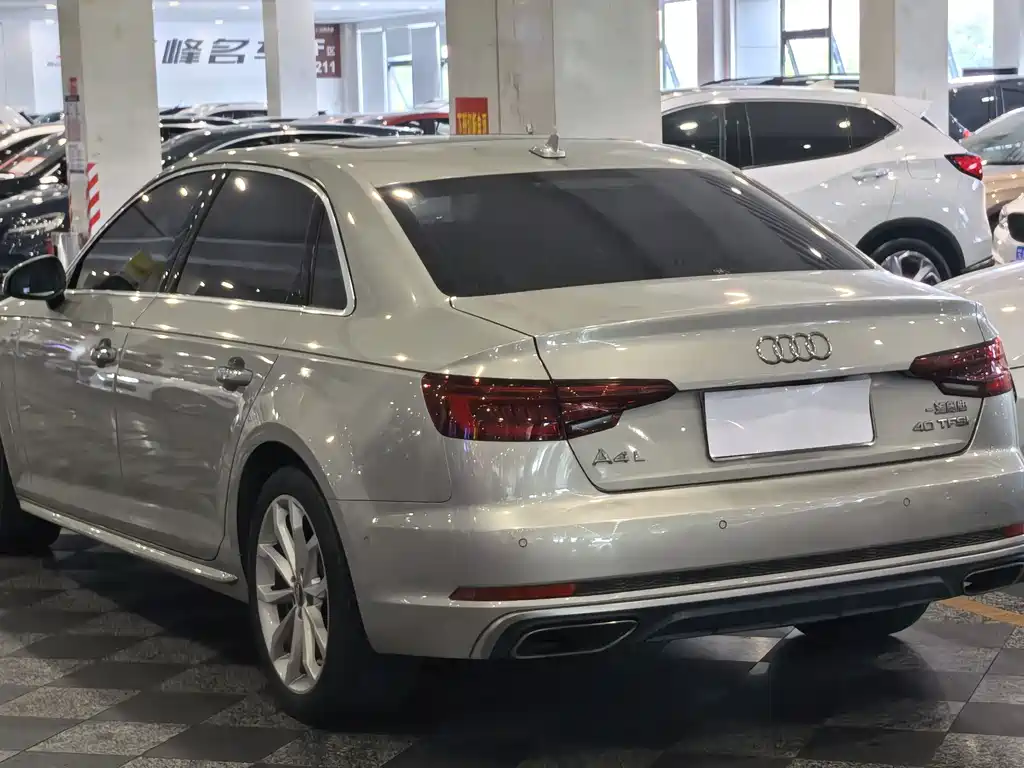Audi A4L — миниатюра 3