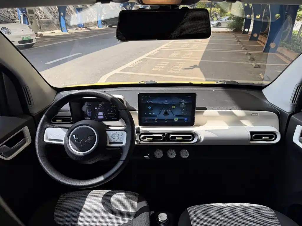 Wuling MINIEV — миниатюра 14
