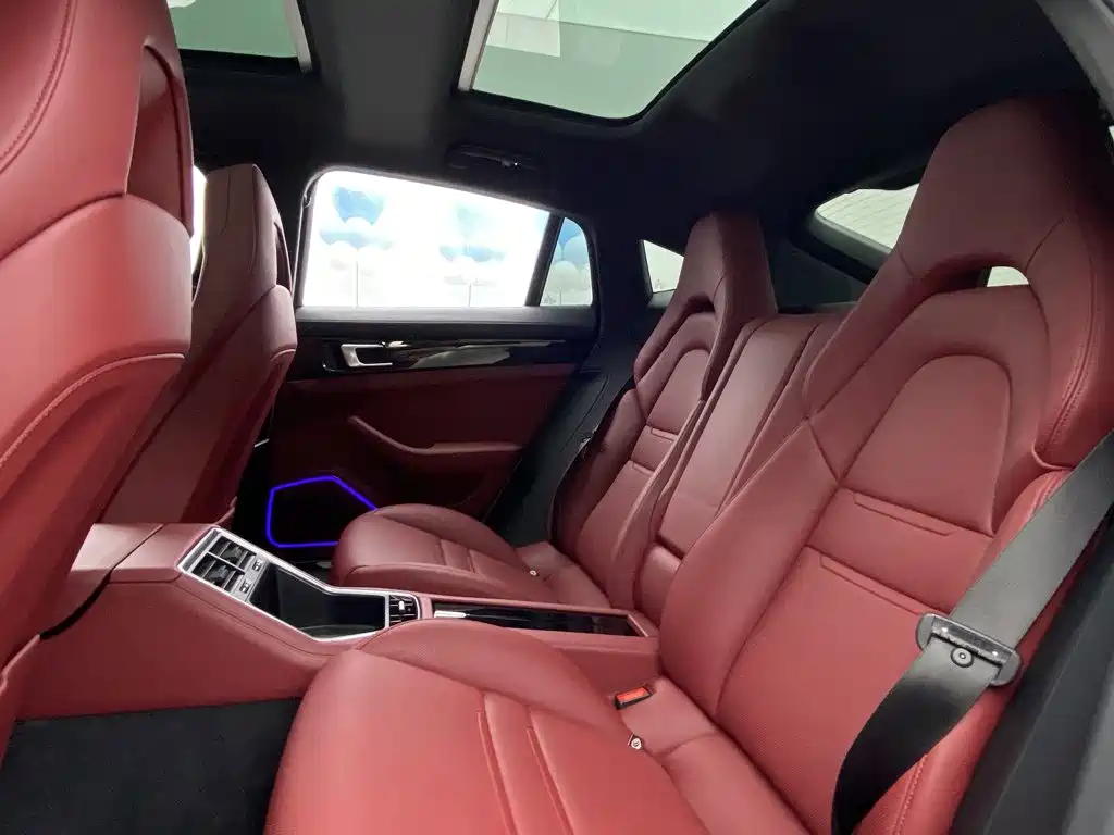 Porsche Panamera — миниатюра 32