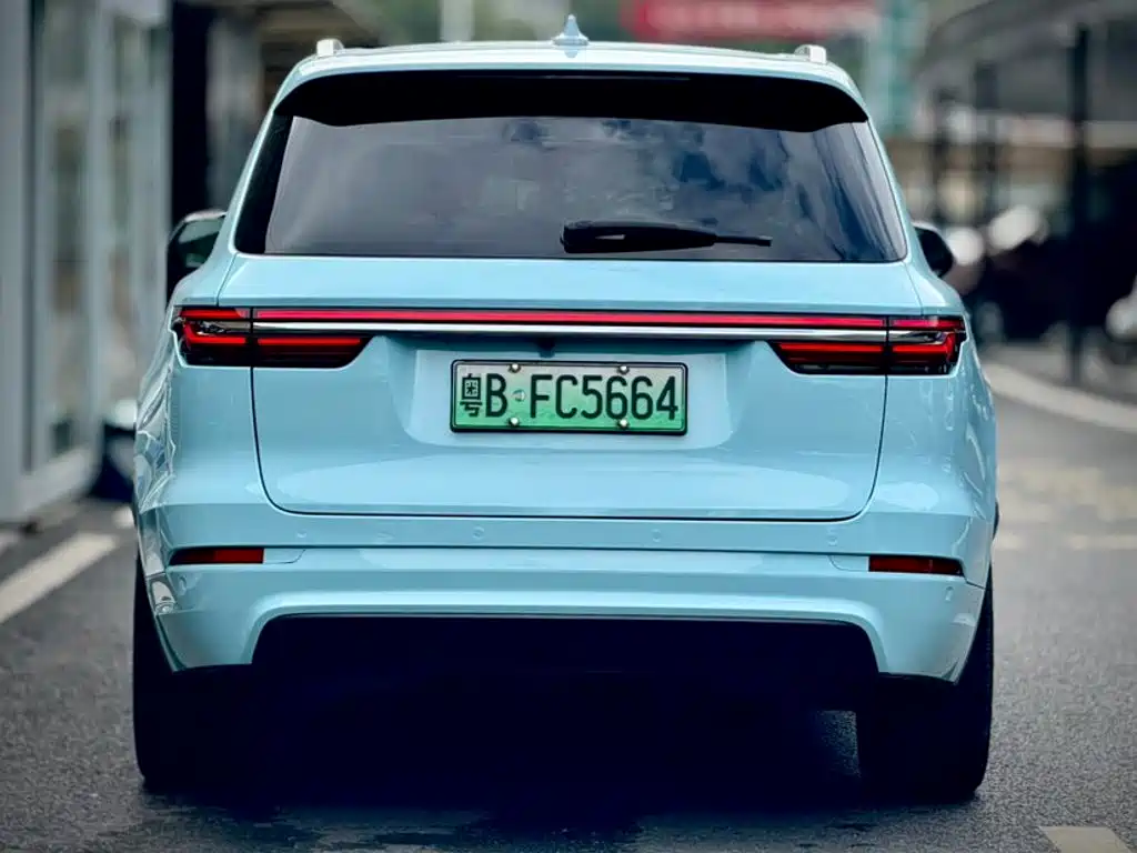 Li Auto ONE 2020 6 мест