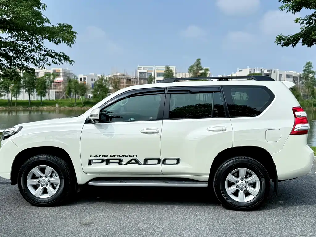 Toyota Land Cruiser Prado 2016 3.5L AT TX-L NAVI