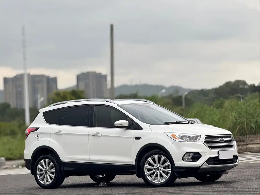 Ford Kuga — миниатюра 3
