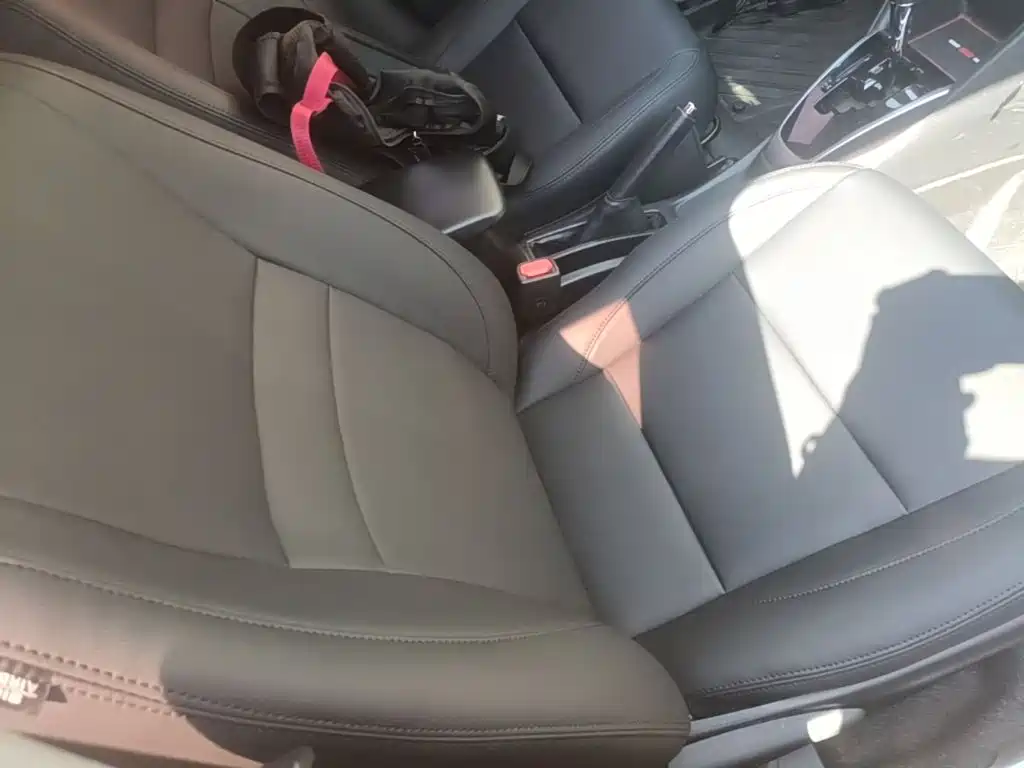Toyota Yaris L — миниатюра 25