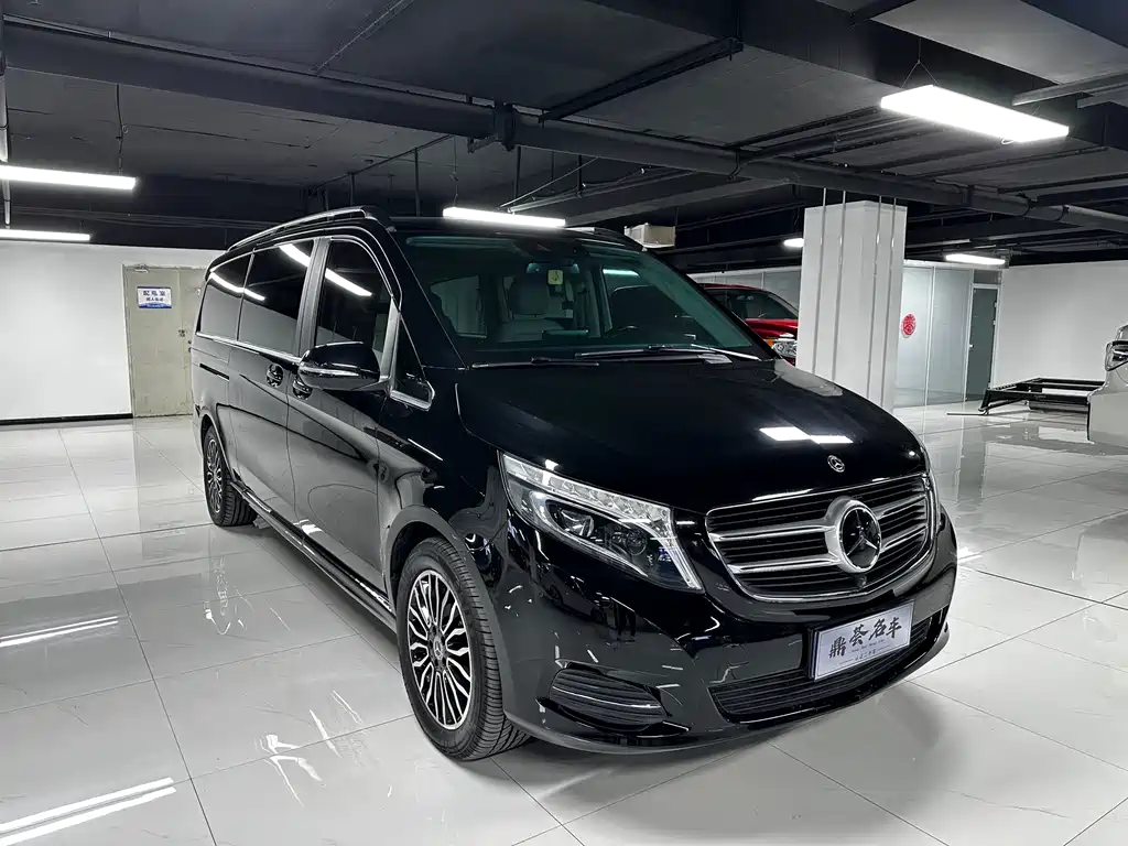 Mercedes-Benz V-Class V 2018 V 260 L Luxury Long Wheelbase V