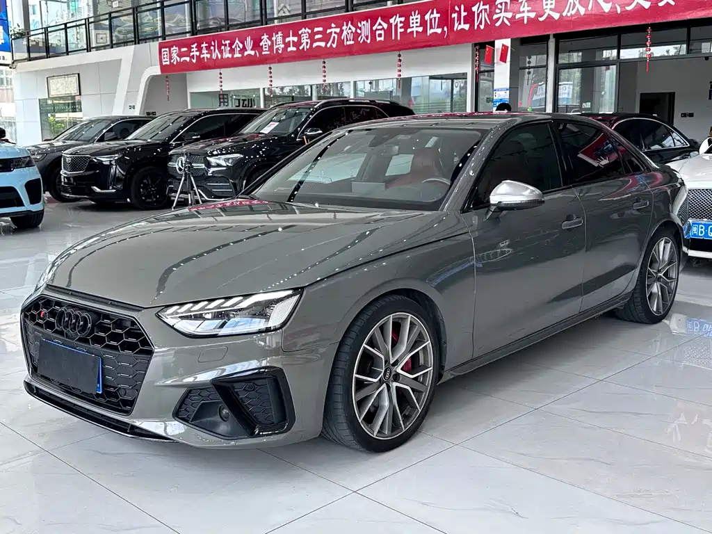 Купить Audi S4