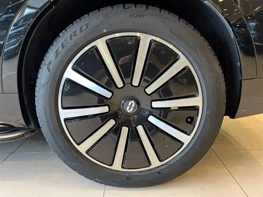 Aito M9 2024 Ultra 42kWh 6 мест