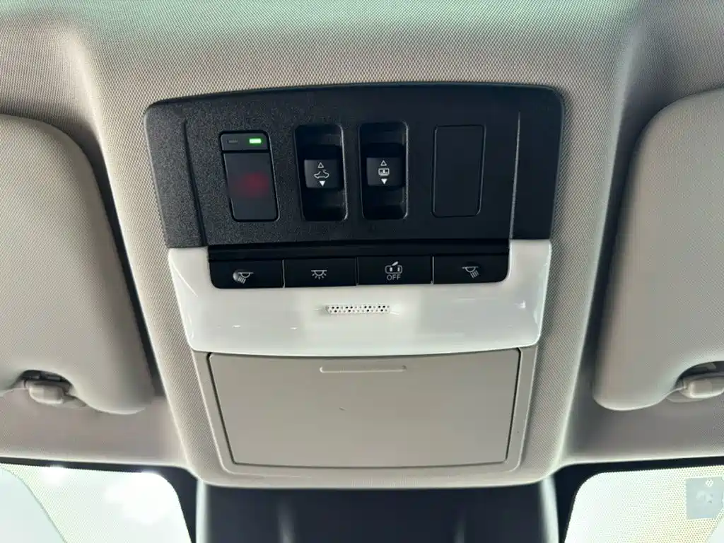 Nissan X-Trail — миниатюра 14