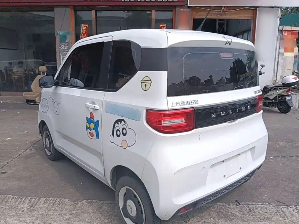 Wuling MINIEV — миниатюра 5