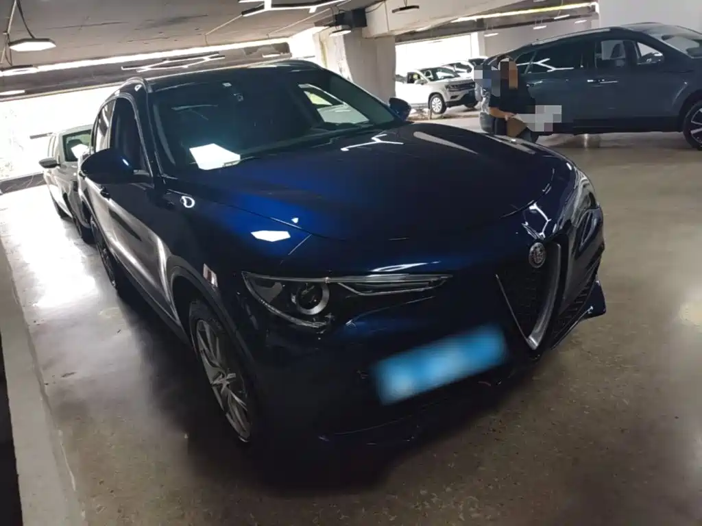 Alfa Romeo Stelvio — миниатюра 4
