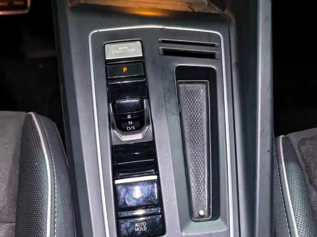 Volkswagen Golf — миниатюра 10