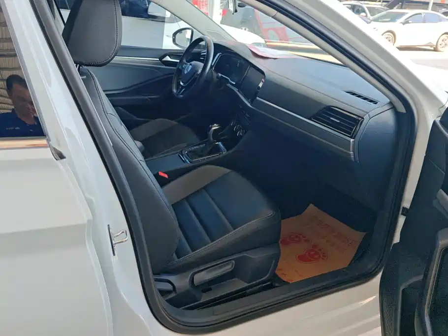Volkswagen Sagitar — миниатюра 8