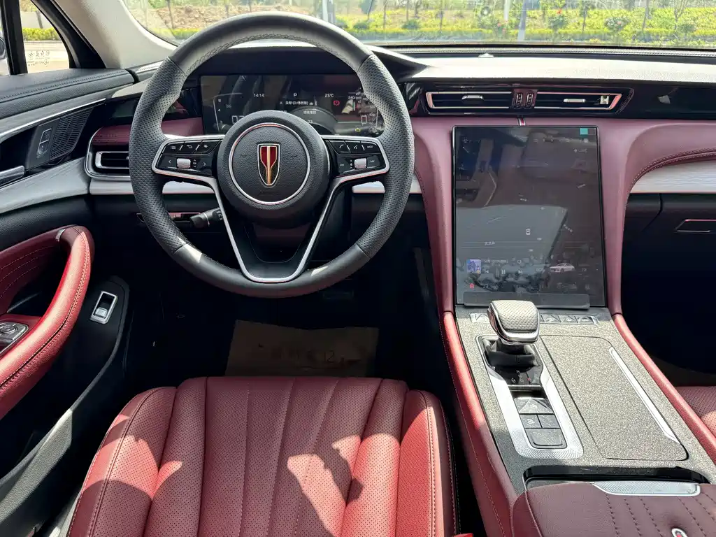 Hongqi Hongqi H5 — миниатюра 8
