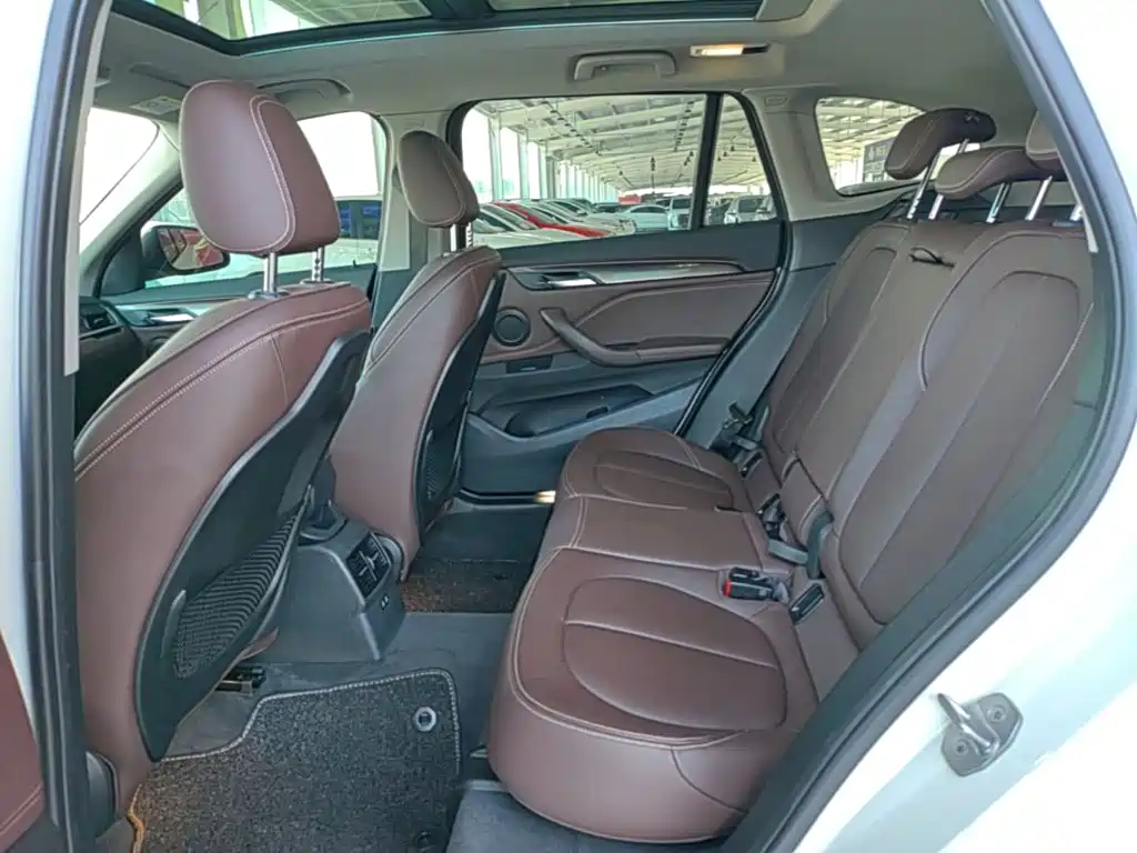 BMW X1 — миниатюра 17