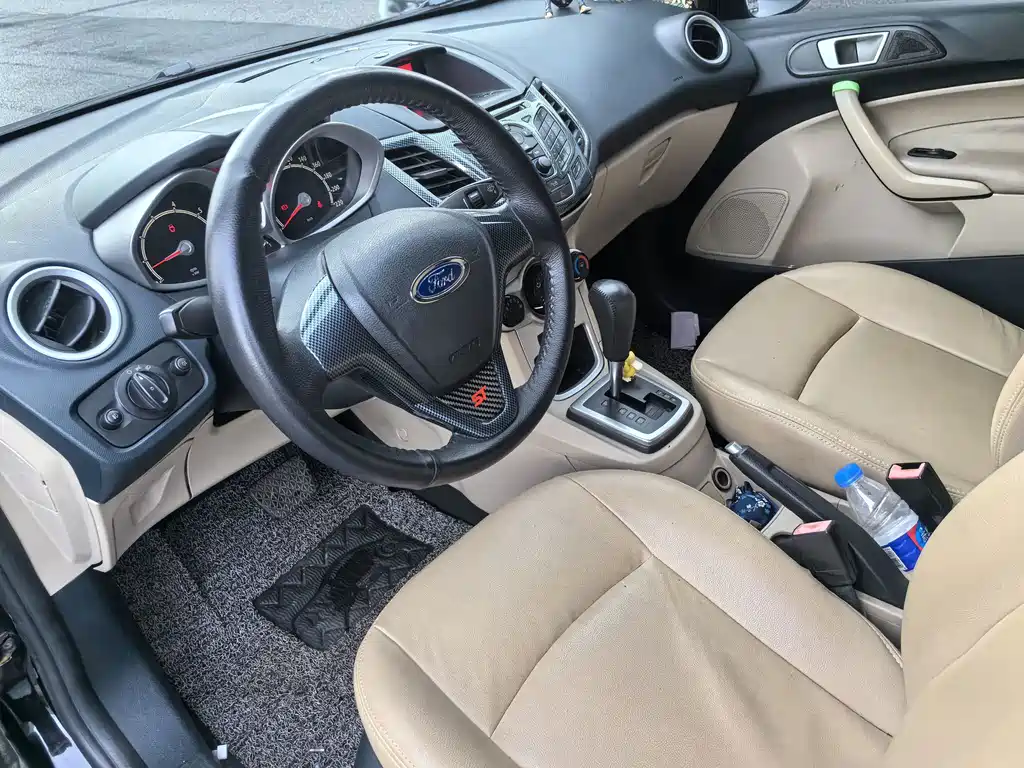 Ford Fiesta — миниатюра 11