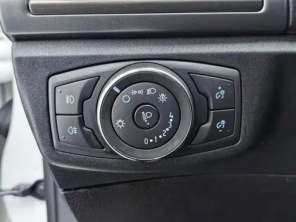 Ford Mondeo — миниатюра 21