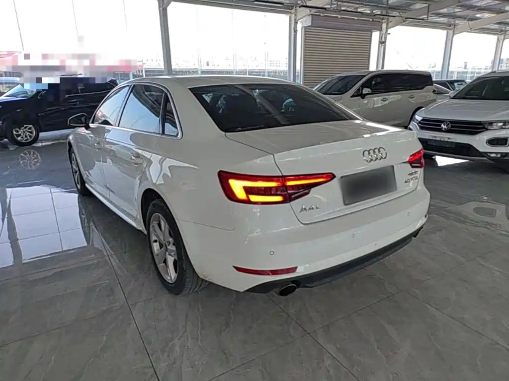 Audi A4L — миниатюра 5