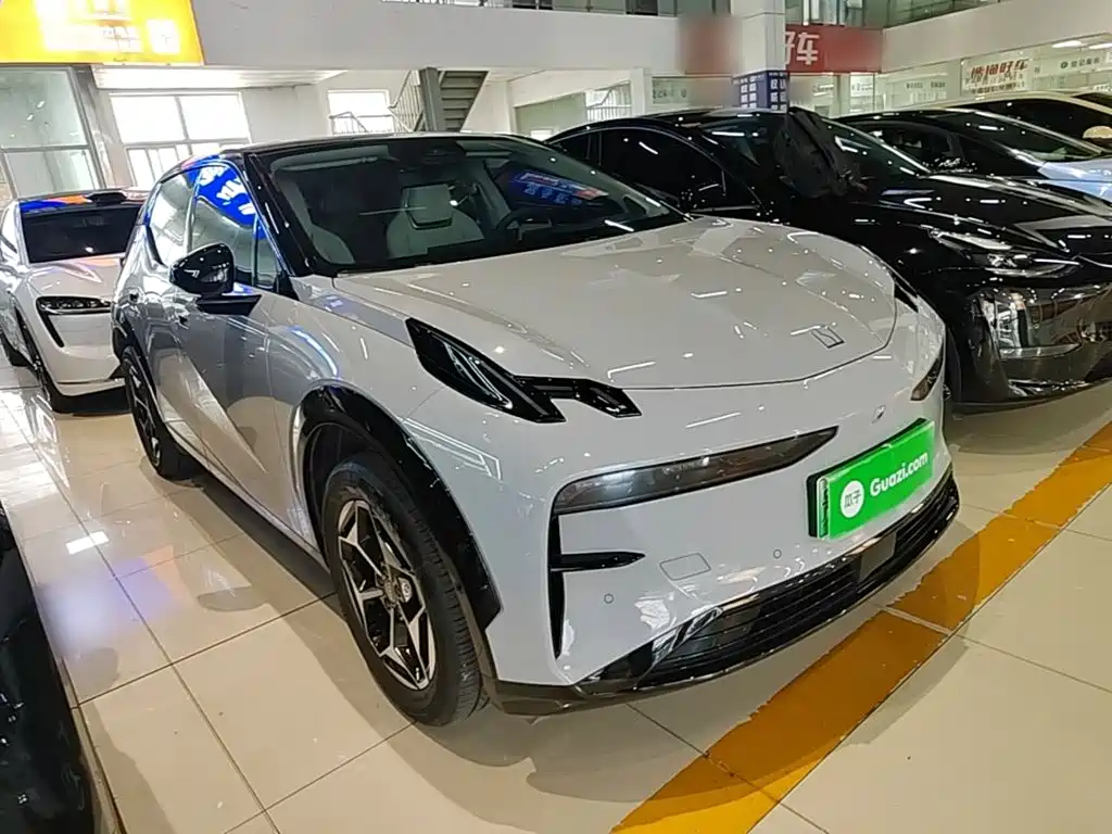 Zeekr X — миниатюра 4