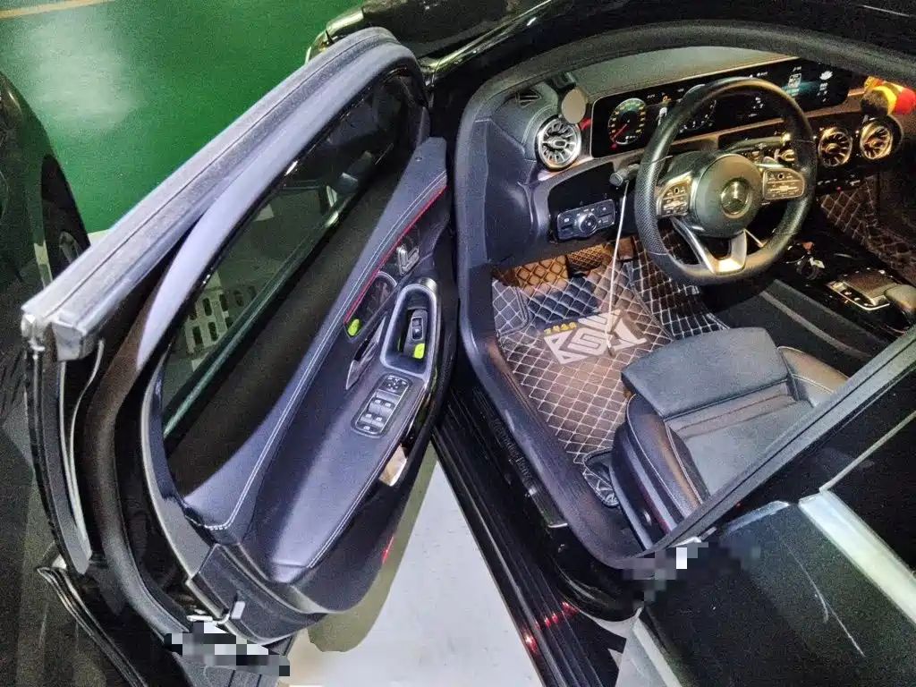 Mercedes-Benz A-Class — миниатюра 13