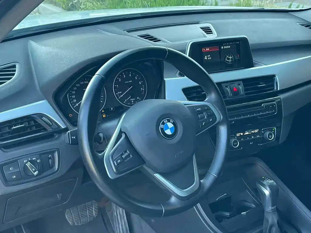 BMW X1 — миниатюра 13