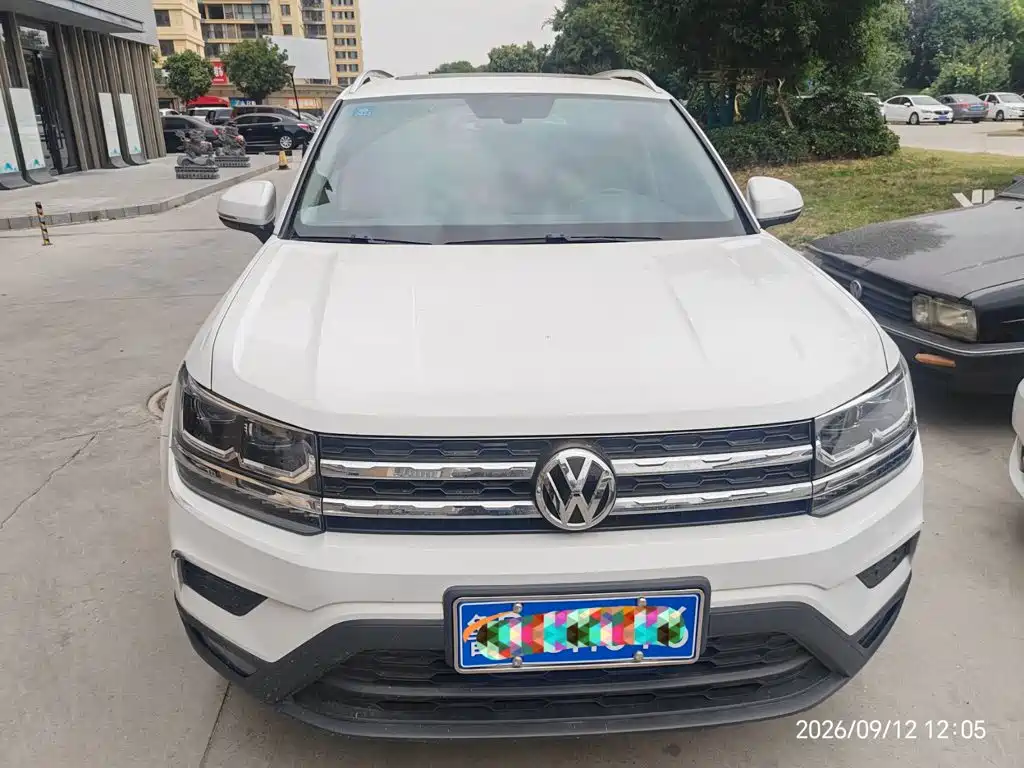 Volkswagen Tharu — миниатюра 2