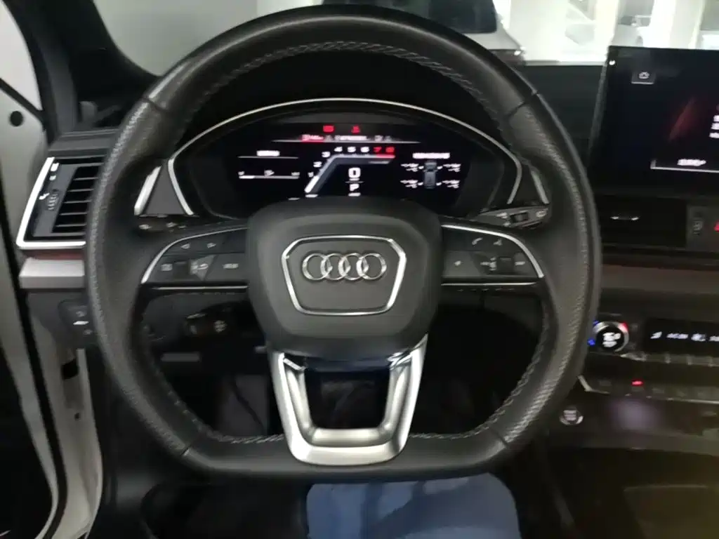 Audi Q5L Sportback — миниатюра 11