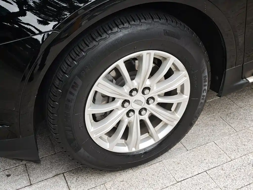Cadillac XT5 — миниатюра 11