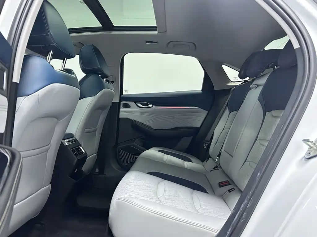 Geely Preface 2021 2.0TD Luxury