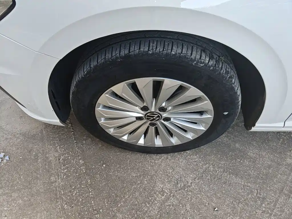 Volkswagen Lavida — миниатюра 23