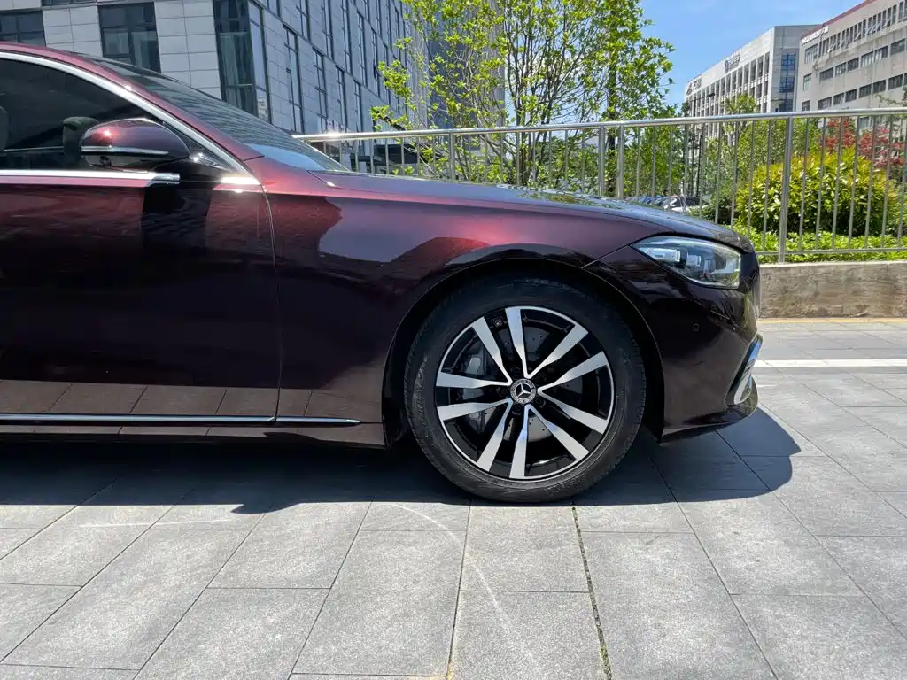 Mercedes-Benz S-Class — миниатюра 23