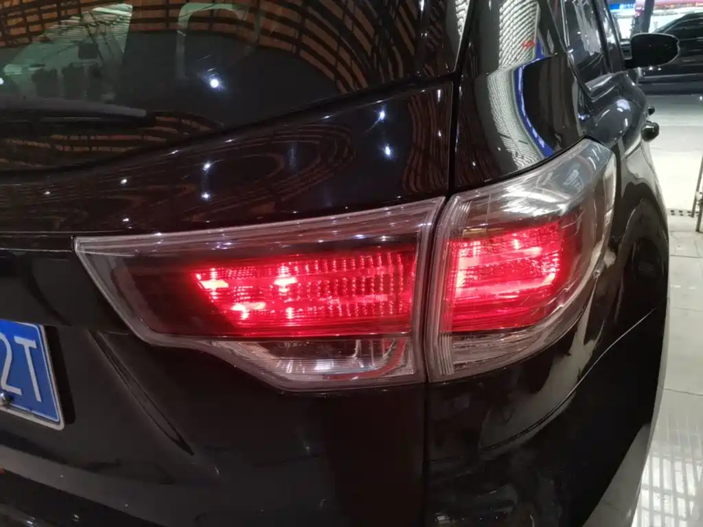 Toyota Highlander — миниатюра 8