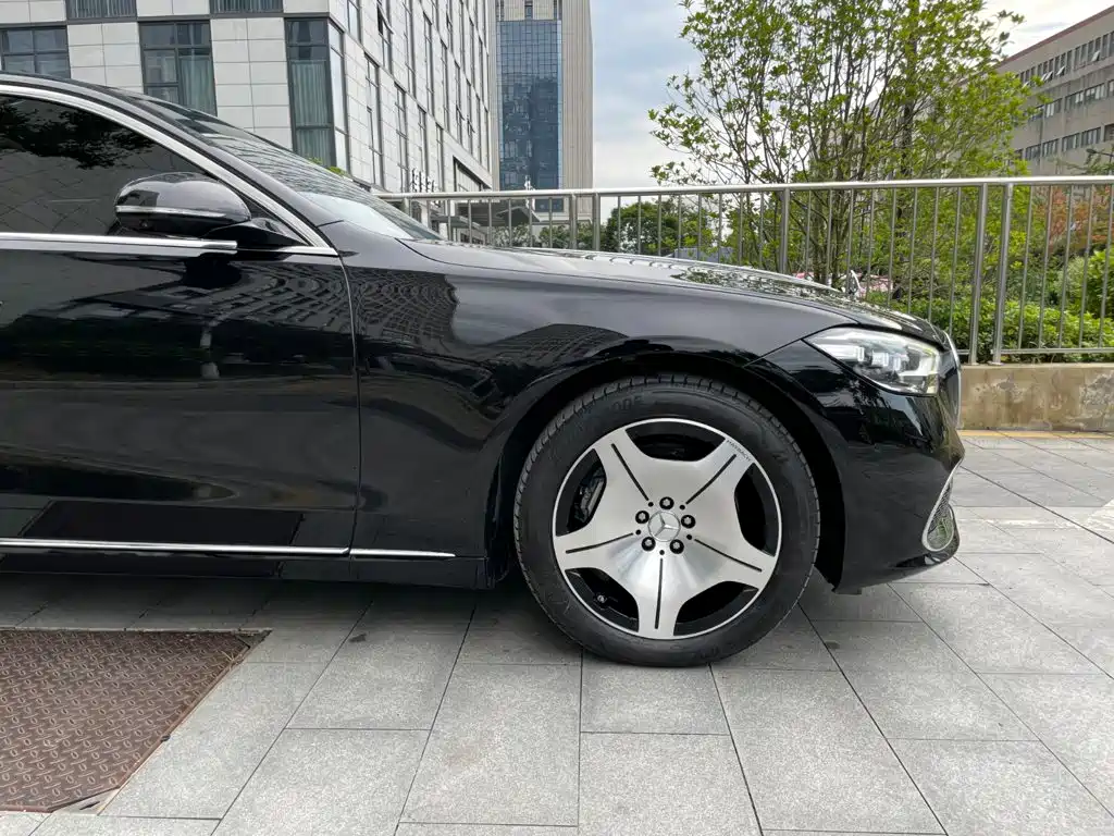 Mercedes-Benz S-Class — миниатюра 24